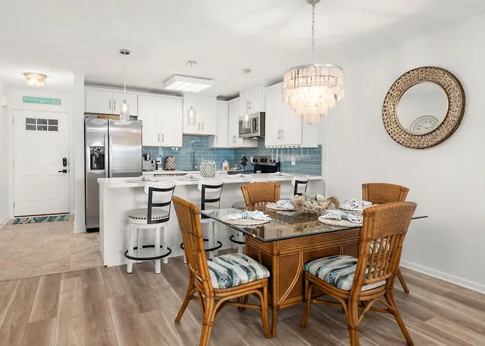 2 Bedroom Bayside With Pool In Ocmd Apartment
