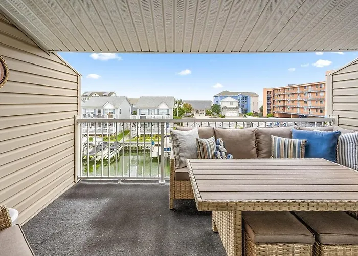 2 Bedroom Bayside With Pool In Ocmd