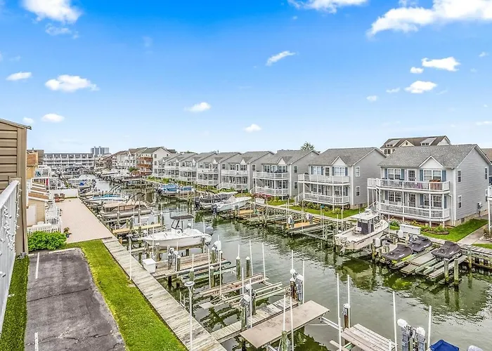 2 Bedroom Bayside With Pool In Ocmd *